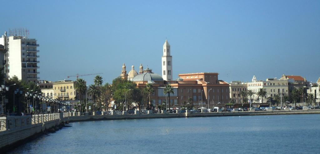 Palazzo Verrone Bari Eksteriør bilde